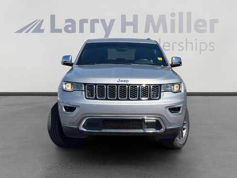 Used 2018 Jeep Grand Cherokee Limited RWD image 4