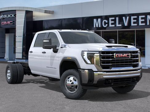 New 2026 GMC Sierra 3500 Pro w/ Convenience Package image 13