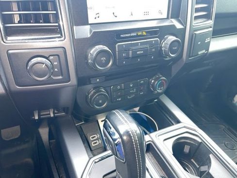 Used 2018 Ford F150 XLT w/ Equipment Group 302A Luxury AWD/4WD image 15