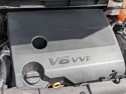 Used 2021 Buick Enclave Essence w/ Sound and Sites Package AWD/4WD image 22