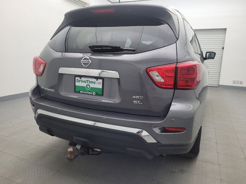 Used 2017 Nissan Pathfinder SL AWD/4WD image 7