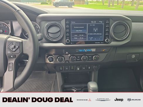 Used 2023 Toyota Tacoma TRD Off-Road w/ Technology Package AWD/4WD image 18