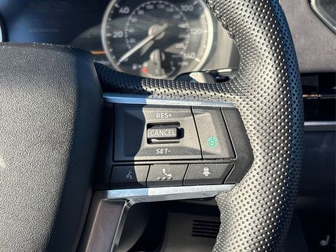 Used 2023 Mitsubishi Outlander SE image 26