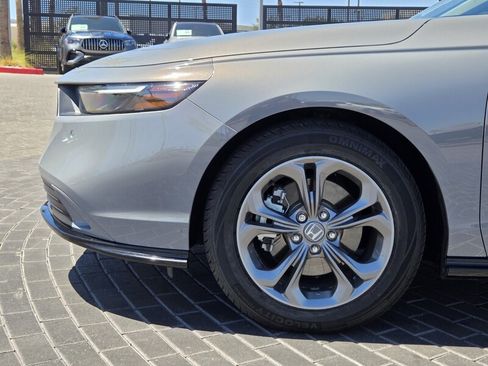 Used 2024 Honda Accord EX-L image 12