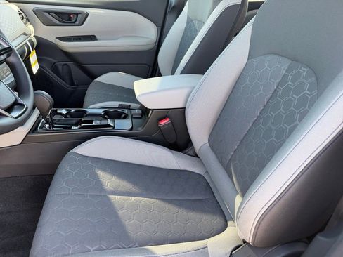 New 2026 Subaru Forester AWD/4WD image 10