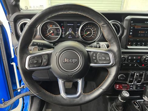 Used 2023 Jeep Wrangler Unlimited Rubicon 392 w/ Xtreme Recon 35" Tire Package AWD/4WD image 17