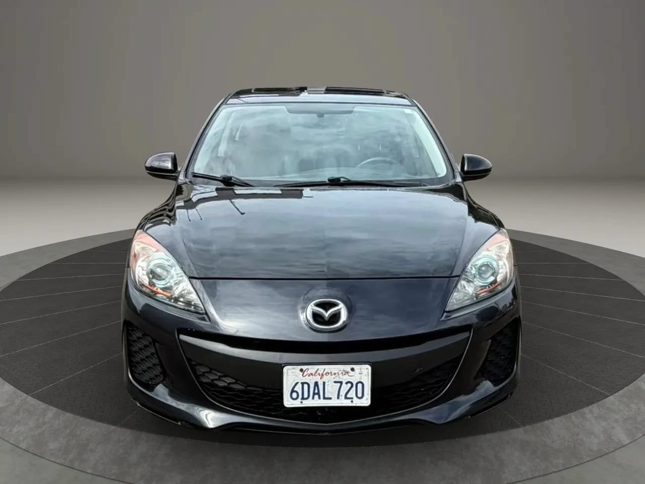 Used 2012 MAZDA MAZDA3 i Touring FWD image 2