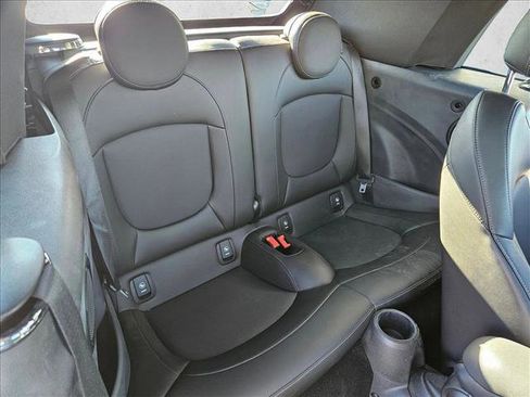 Used 2020 MINI Cooper S image 18