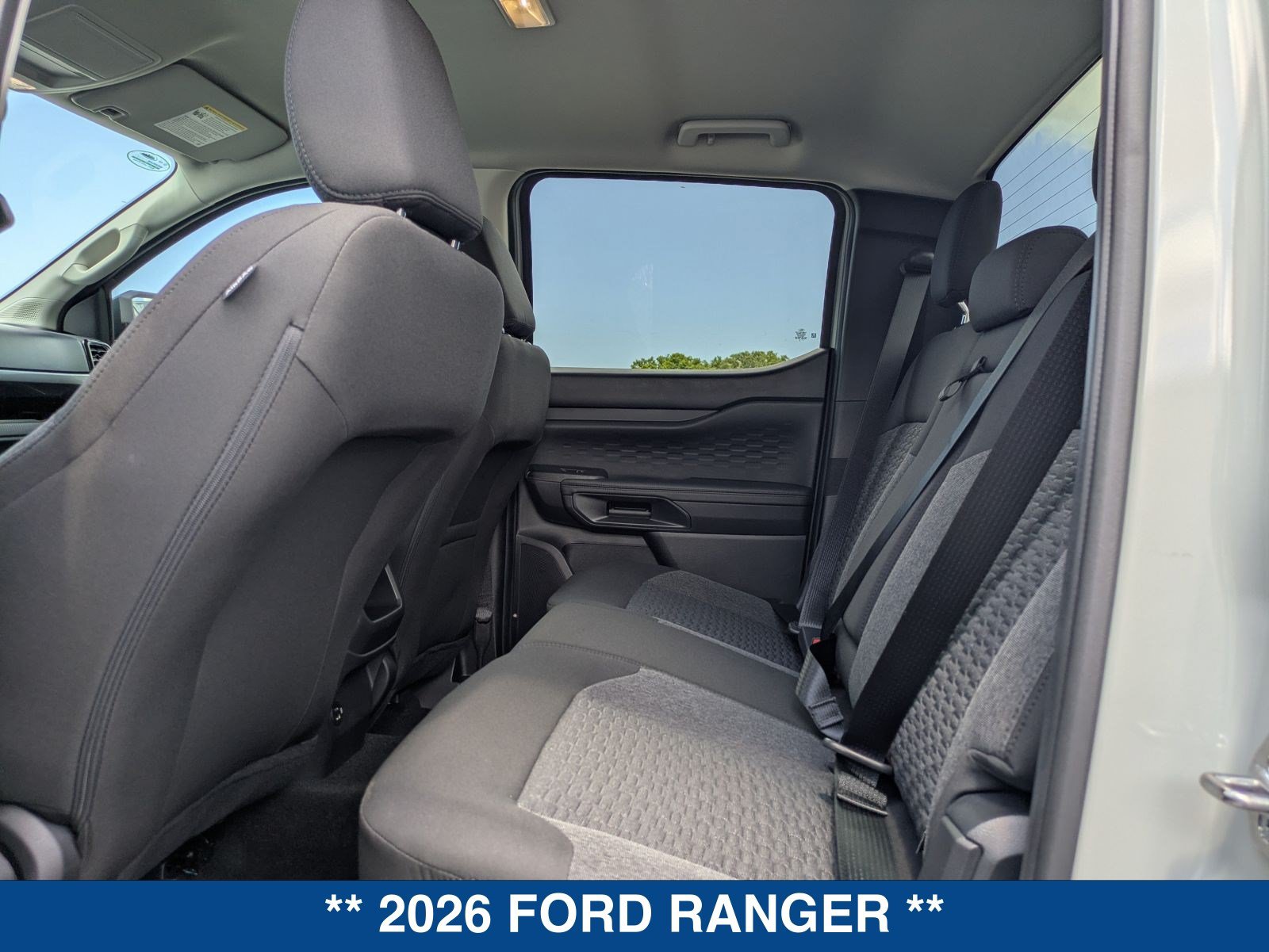 New 2026 Ford Ranger XLT w/ Black Appearance Package RWD image 16