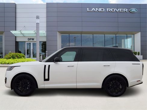 New 2026 Land Rover Range Rover Long Wheelbase SE image 3