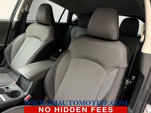 Used 2024 Subaru Crosstrek 2.0i Premium image 13