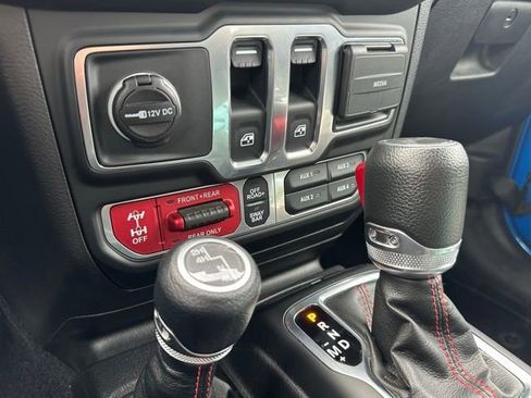 Used 2023 Jeep Wrangler Rubicon w/ LED Lighting Group image 23