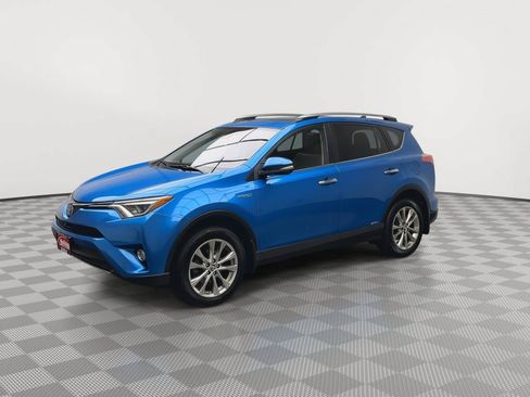 Used 2018 Toyota RAV4 Limited w/ Advanced Technology Package AWD/4WD image 36