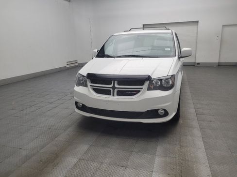 Used 2017 Dodge Grand Caravan GT FWD image 15