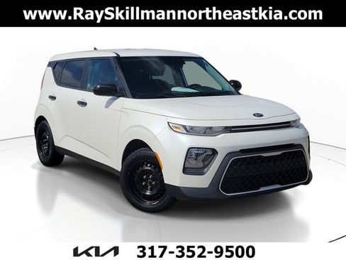 Used 2021 Kia Soul LX FWD image 1