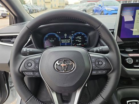 Certified 2026 Toyota Corolla SE w/ SE Premium Package image 15