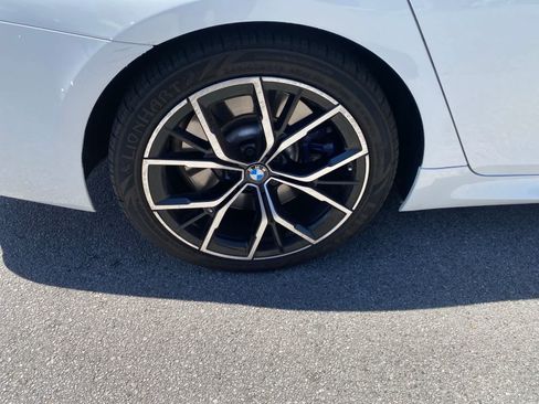 Used 2023 BMW 540i w/ M Sport Package RWD image 5