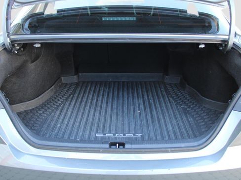 Used 2025 Toyota Camry SE image 28