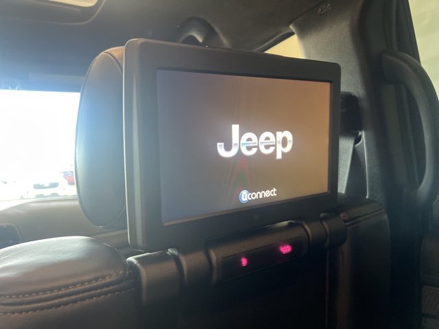 Used 2020 Jeep Grand Cherokee Trackhawk AWD/4WD image 28