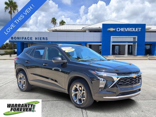 Used 2025 Chevrolet Trax LT w/ LT Convenience Package FWD image 1