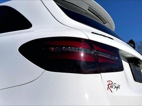 Used 2018 Mercedes-Benz GLC 63 AMG 4MATIC image 23