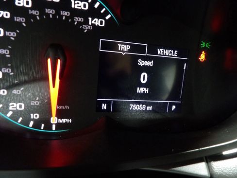 Used 2020 Chevrolet Trax LS w/ LPO, Protection Package FWD image 17