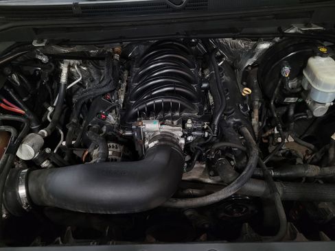 Used 2014 GMC Sierra 1500 SLT w/ SLT Preferred Package AWD/4WD image 30