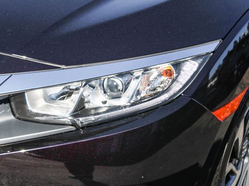 Used 2016 Honda Civic EX image 8