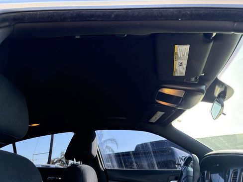 Used 2014 Dodge Charger SE RWD image 22