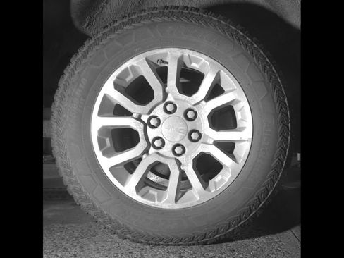 Used 2015 GMC Sierra 1500 SLE w/ SLE Value Package image 12