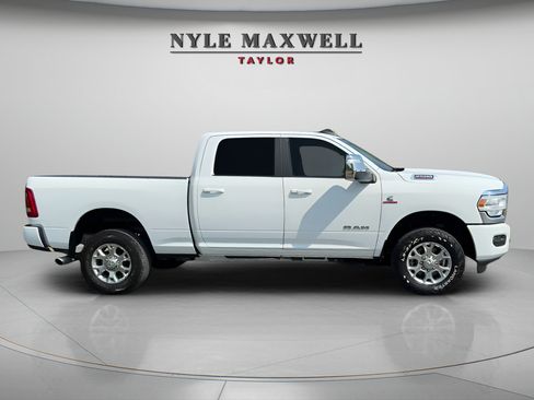 Used 2024 RAM 2500 Laramie w/ Safety Group AWD/4WD image 4