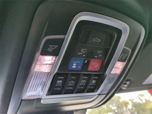 Used 2024 RAM 1500 Limited image 24