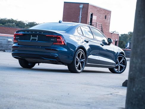 Certified 2024 Volvo S60 B5 Plus AWD/4WD image 6