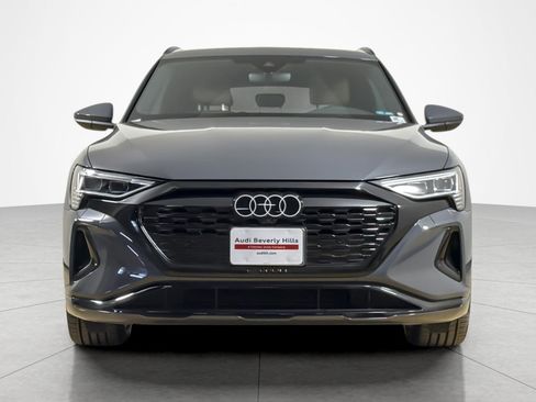 Used 2024 Audi Q8 e-tron Premium AWD/4WD image 8