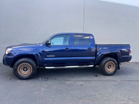Used 2013 Toyota Tacoma 4x4 Double Cab image 2