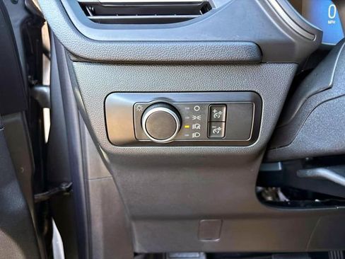 Used 2025 Ford Escape Active w/ Cold Weather Package image 17