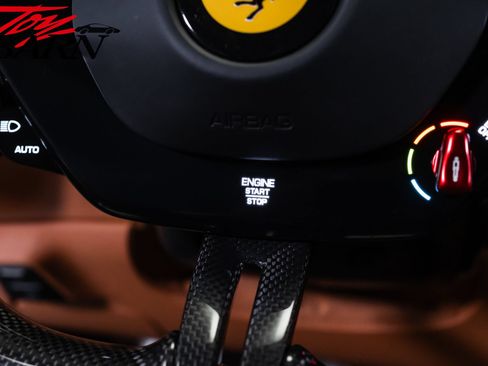 Used 2022 Ferrari Roma RWD image 35