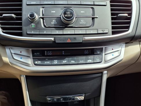 Used 2015 Honda Accord LX image 21