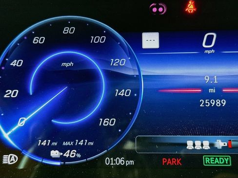 Used 2023 Mercedes-Benz EQS 580 4MATIC SUV image 12