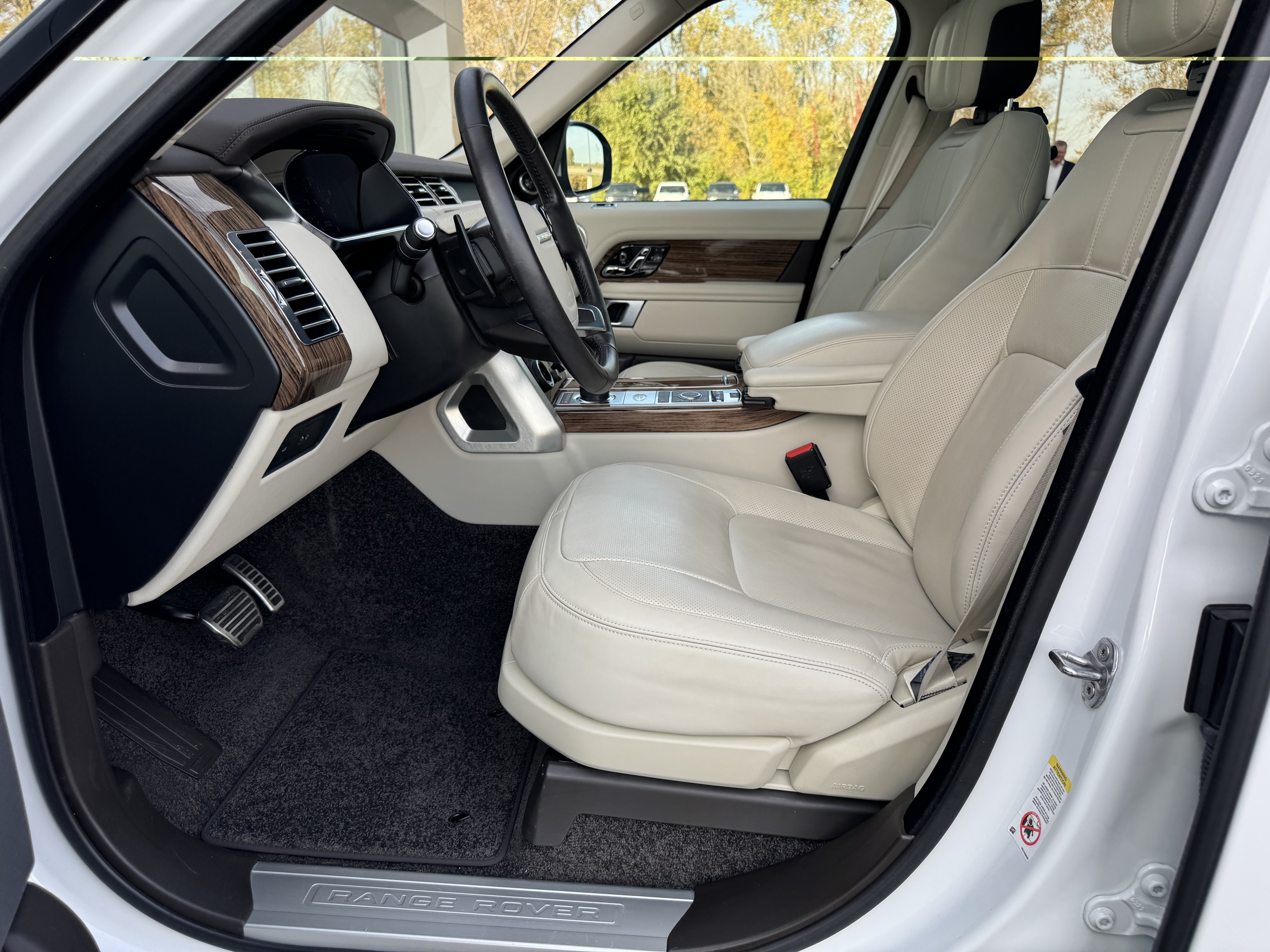 Used 2022 Land Rover Range Rover Westminster Edition AWD/4WD image 14