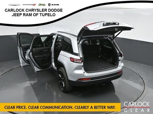 New 2025 Jeep Grand Cherokee Altitude image 83