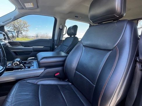 Used 2021 Ford F150 Lariat w/ Trailer Tow Package image 11