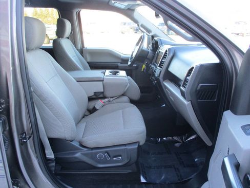 Used 2018 Ford F150 XLT w/ Equipment Group 302A Luxury image 26