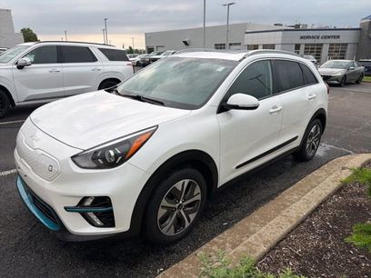 Certified 2022 Kia Niro EX Premium w/ Cold Weather Package