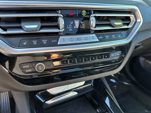 Used 2024 BMW X3 xDrive30i image 28