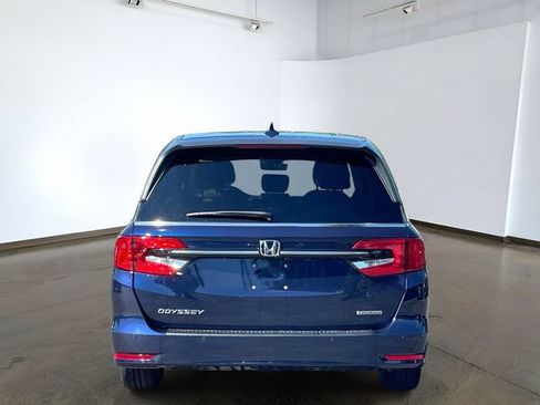 Used 2024 Honda Odyssey Touring image 8