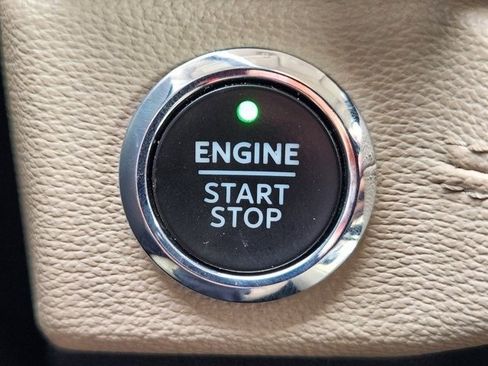 Certified 2022 Ford Expedition Limited image 19