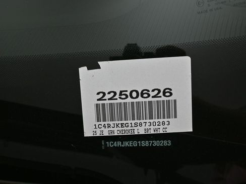 New 2025 Jeep Grand Cherokee L Summit image 11