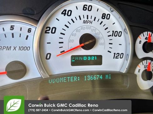 Used 2003 HUMMER H2 w/ Preferred Equipment Group image 17