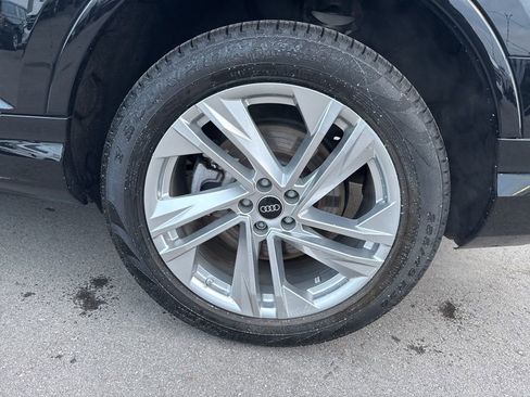 Used 2023 Audi Q7 2.0T Premium w/ Convenience Package image 29